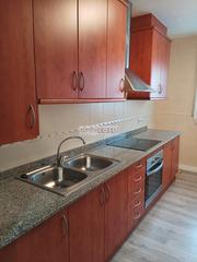 Pis a Tordera. Planta baja de 80 metros, 2 baños.