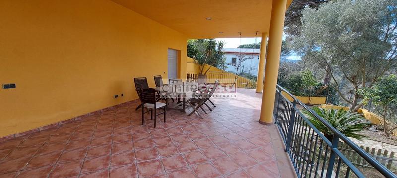 Foto 19002993-825d-4135-b367-d6cd9d4cf00e. Casa con riscaldamento parcheggio in terrabrava - Tordera parc Tordera