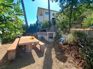 Terreny residencial a Mas Mora-Sant Daniel. Parcela ,agua, luz,caseta,vallado, arboles frutales ,barbacoa.