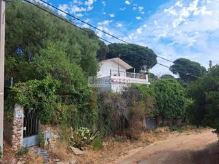 Casa a Nigara Parc -gora Parc. Can camps, 2 viviendas, garaje, reformada.