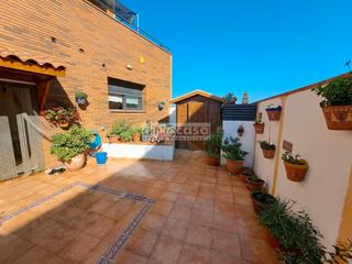 Planta baixa a Maçanet de la Selva Poble. Planta baja con patio y garaje.