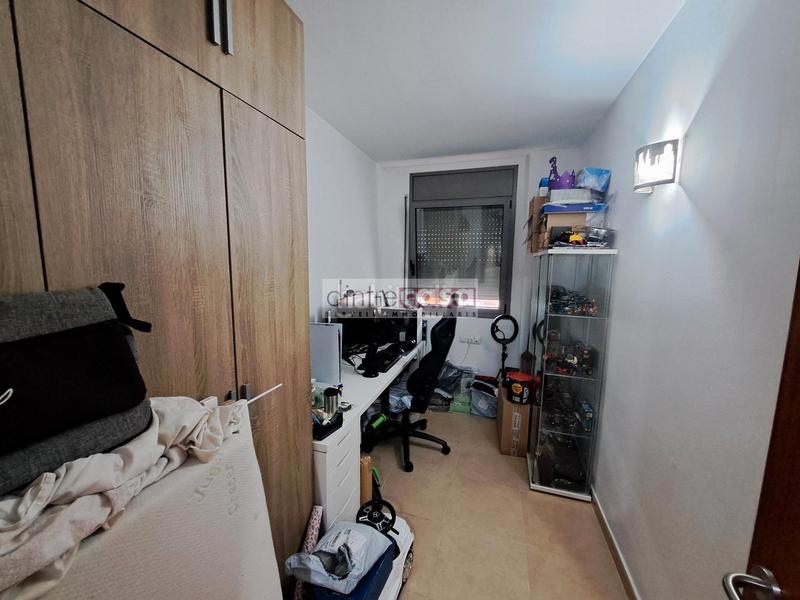 Foto 3d4796e1-1a7f-4ac1-8991-c20efd01c6b2. Pis amb calefacció aparcament a Tordera Tordera