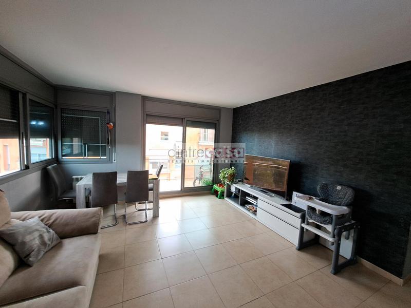 Foto bb0733fd-aecb-4aa9-92b6-98c4aa344946. Pis amb calefacció aparcament a Tordera Tordera