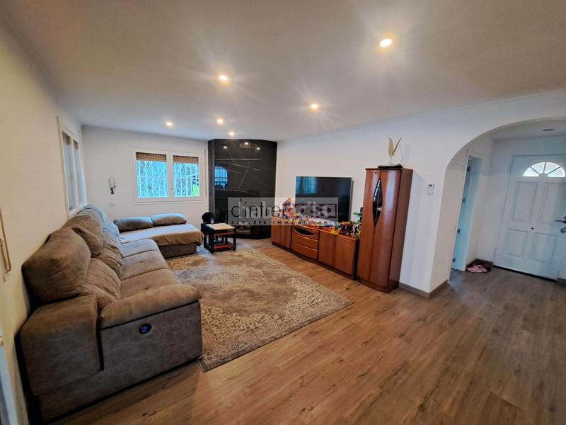 Foto 2ef08462-4bce-4d2a-8d04-fb4adaac8123. Casa amb xemeneia calefacció a Palafolls