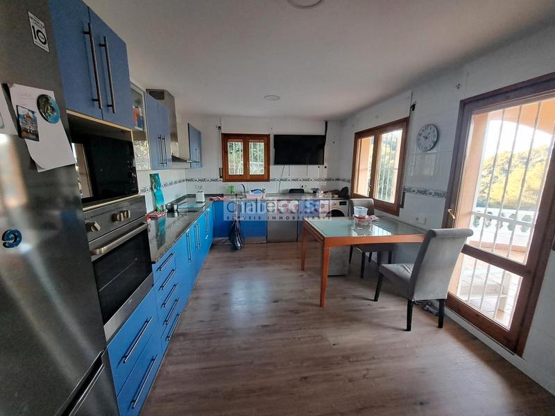 Foto 40d6e9ef-d6d6-47a0-ad2a-d3adb8b475d4. Casa amb xemeneia calefacció a Palafolls