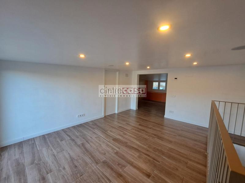 Foto 5fef0420-d694-4da1-bc07-438ef90f38dd. Casa amb xemeneia calefacció a Palafolls