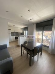 Pis a Tordera. Piso acogedor en el casco urbano, amueblado.