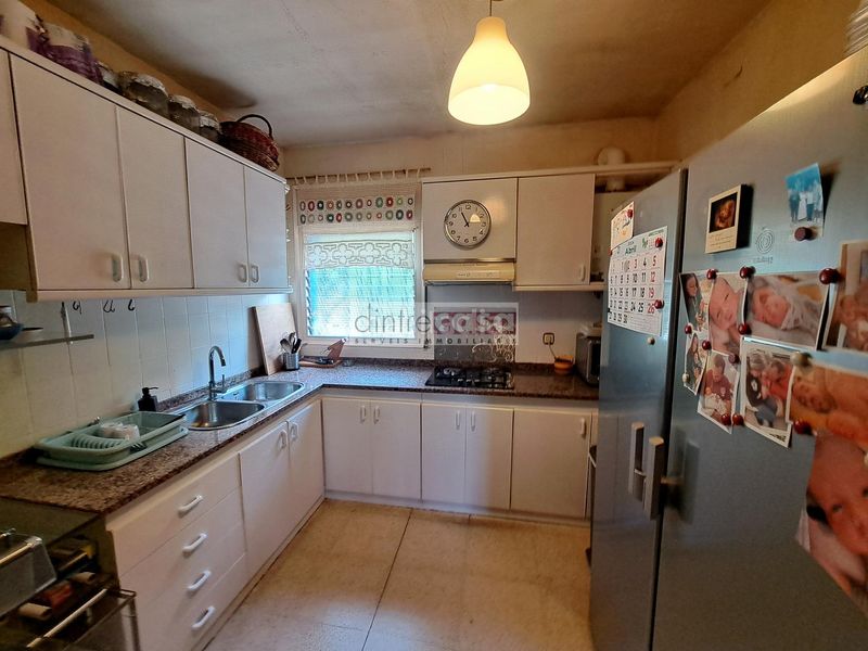 Foto 5e12274a-90b6-4c97-a688-8ae0ece822dc. Casa amb xemeneia aparcament a Niàgara Parc -Àgora Parc Tordera