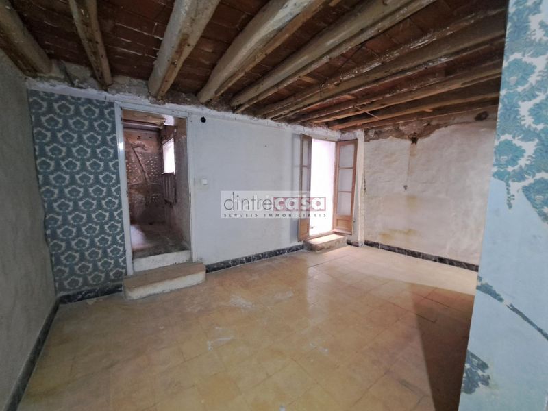 Foto 07dace3f-5e5e-4eeb-837a-2e1fc2beec58. Casa adossada a Tordera Tordera