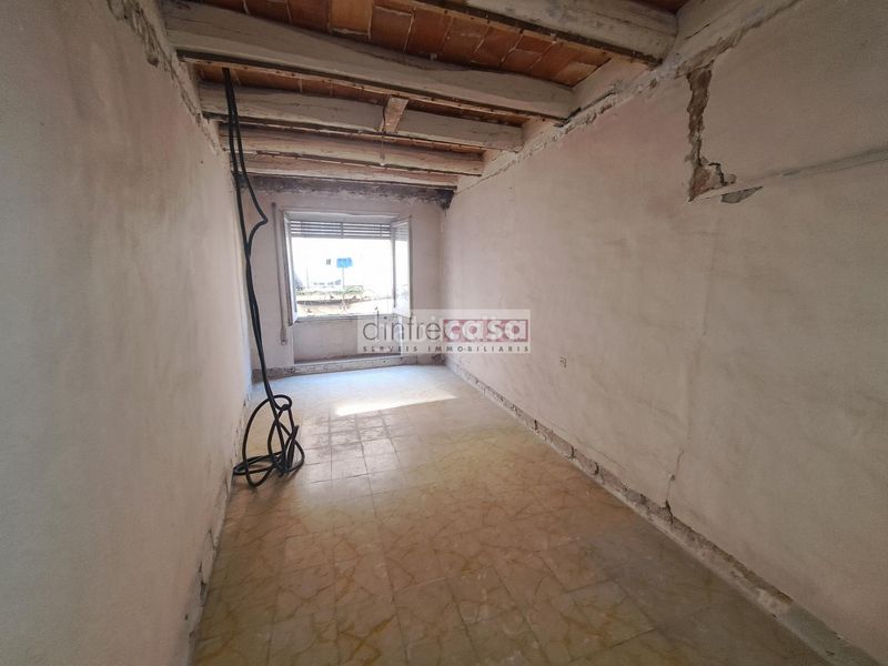 Foto 304dec00-75b5-49b3-872c-92f82a924a1d. Casa adossada a Tordera Tordera