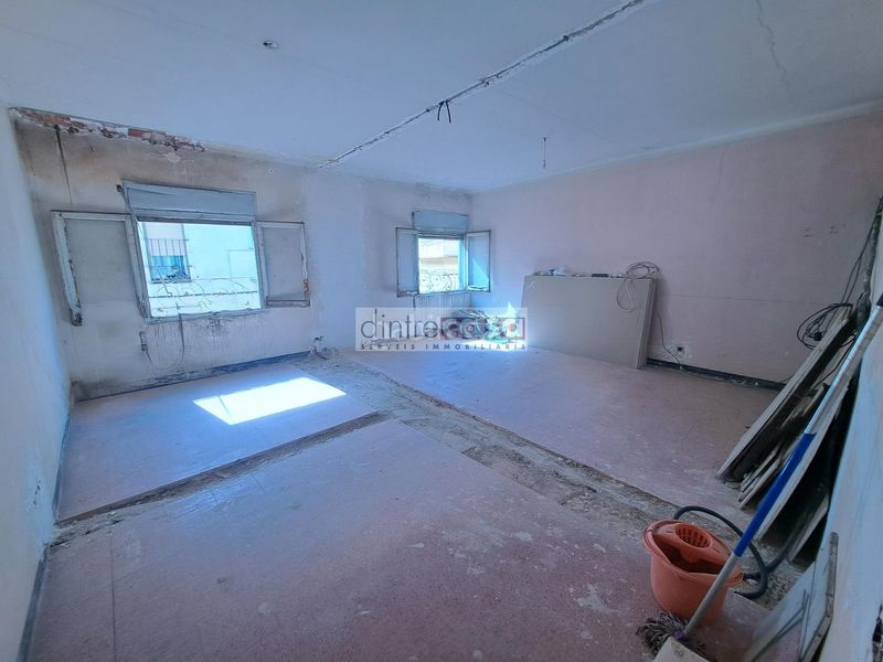 Foto cea2849d-9abf-43d9-88c4-bd6e9f6e7ca8. Casa adossada a Tordera Tordera