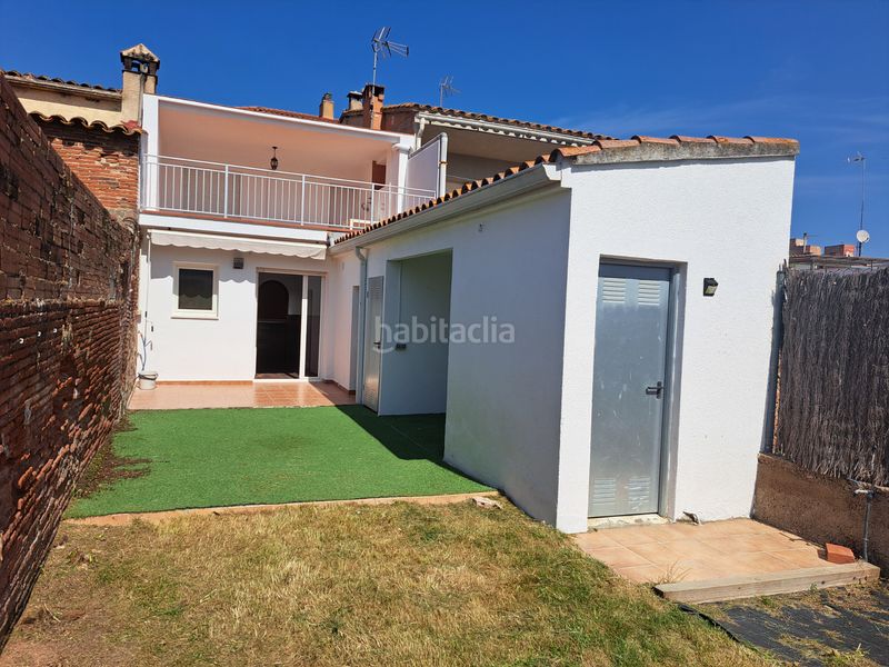 Foto 948bbba9-d89e-42a3-a124-1a1726273b43. Casa aparellada amb xemeneia calefacció a Tordera Tordera