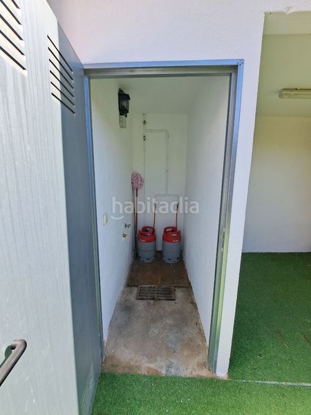 Foto b03932cf-5d4c-4f22-8c55-3a738262b56a. Casa aparellada amb xemeneia calefacció a Tordera Tordera