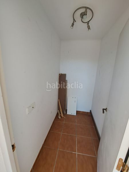 Foto c7160b80-cc69-47e0-88fc-2e7420d9ad1e. Casa aparellada amb xemeneia calefacció a Tordera Tordera