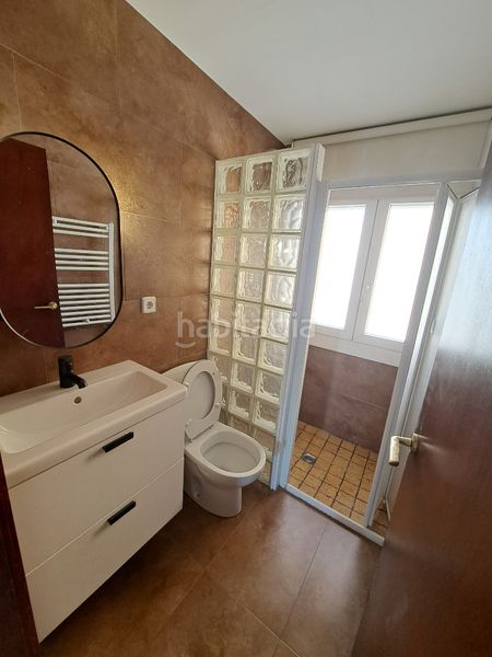 Foto e7fce440-4d07-424f-8673-8bb78a05844c. Casa aparellada amb xemeneia calefacció a Tordera Tordera