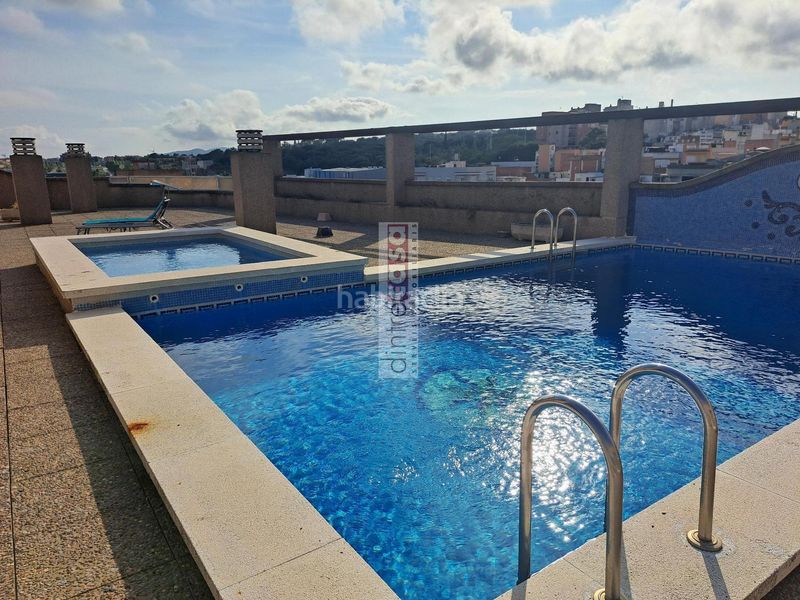 Foto c51ca17d-4d3d-4e96-97c9-fa1c3bfd7897. Pis amb calefacció piscina a Mont Ferrant-Joan Carles I Blanes