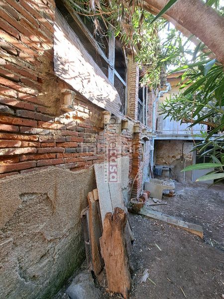 Foto 5847ae99-5fbf-4f57-9c91-30152cbd3aac. Casa adossada a Tordera Tordera
