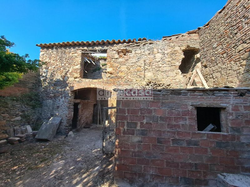 Foto 61c7ceb0-e521-4f44-aac1-32fff65cfdf5. Casa adossada a Tordera Tordera