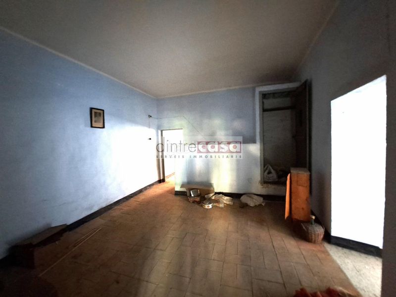 Foto 6fffaa0e-9a88-4fda-b8ba-e792a3e93290. Casa adossada a Tordera Tordera