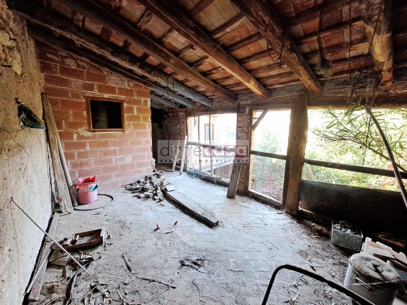 Foto b32abc3f-af2d-4235-86ec-1e970fee915d. Casa adossada a Tordera Tordera