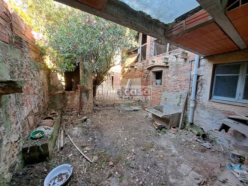 Foto b6839670-b416-4c23-88a1-de05981ecbee. Casa adossada a Tordera Tordera