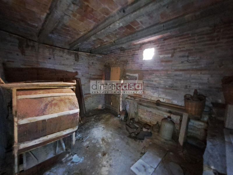 Foto f018da62-9429-4204-916d-452dc00a2b7a. Casa adossada a Tordera Tordera