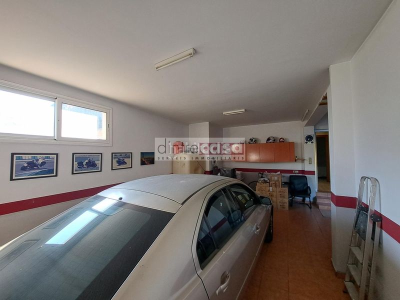 Foto 2a47de22-380f-48ba-95f3-392cfbe6c6d4. Casa amb xemeneia calefacció aparcament piscina a Tordera
