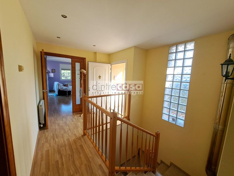 Foto c61a29ce-7521-41c9-a386-52f4f65d8705. Casa amb xemeneia calefacció aparcament piscina a Tordera