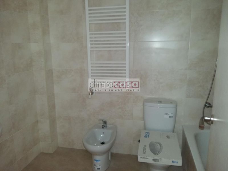 Foto f9dac2b5-7f06-4913-8979-4cb2eecf9eb9. Apartament amb calefacció a Tordera Tordera