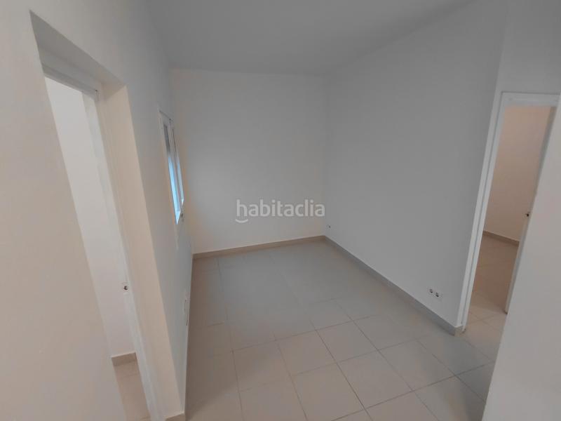 Foto 61143d24-0259-449d-b589-60855d983f80. Lloguer pis a Sants Barcelona