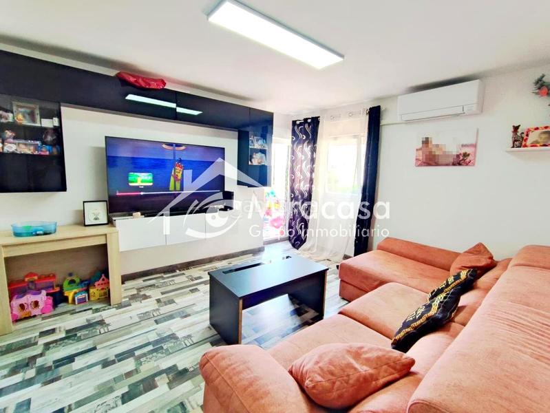Foto 4ea4d08f-dec4-4162-b3c5-e512e20ffd6b. Piso grupo inmobiliario miracasa vende vivienda en calle Arcos de jalón en Madrid