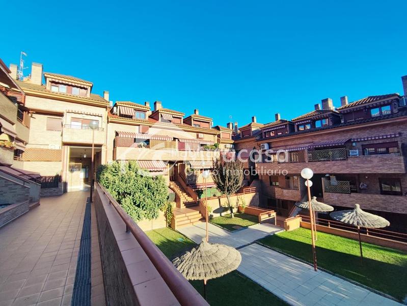 Foto b76fae63-d785-4976-876a-6b7a1293bbc6. Planta baixa amb calefacció piscina a Sevilla la Nueva