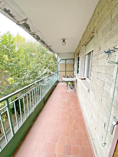 Foto b1ca71bb-f19c-4bcd-b8b9-3a156e5d5278. Flat with heating in Marroquina Madrid