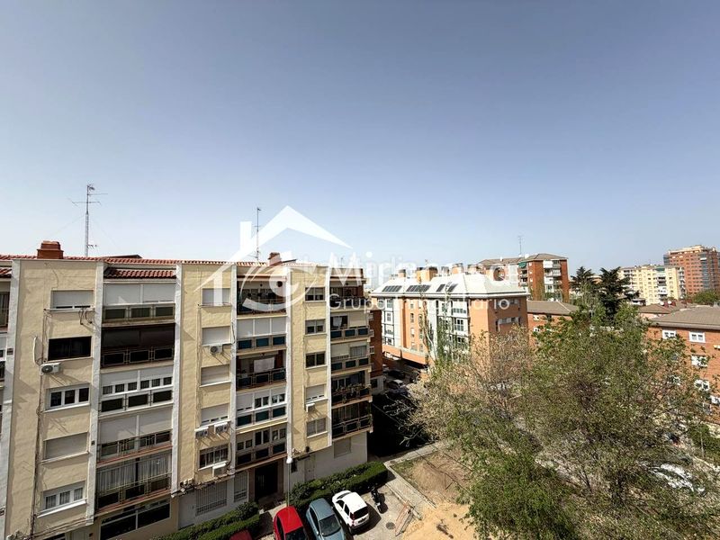 Foto e9ce2ce6-778c-49d6-8093-645e38d9a444. Pis a Pueblo Nuevo Madrid