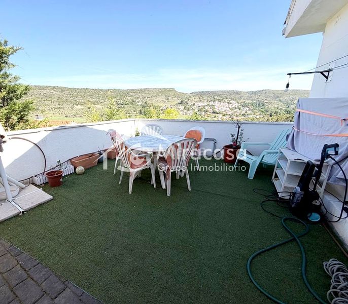Foto 1b8ff858-6532-4c10-b16d-11cd89de0e4d. Maison avec chauffage parking piscine dans Ambite