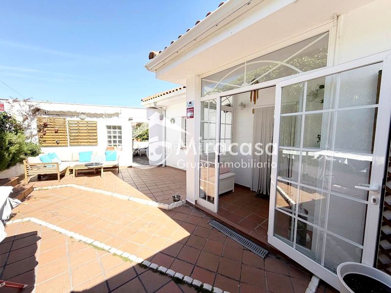 Foto 95cedd7a-9ff9-4211-920f-60a9a73bda7e. Maison avec chauffage parking piscine dans Ambite