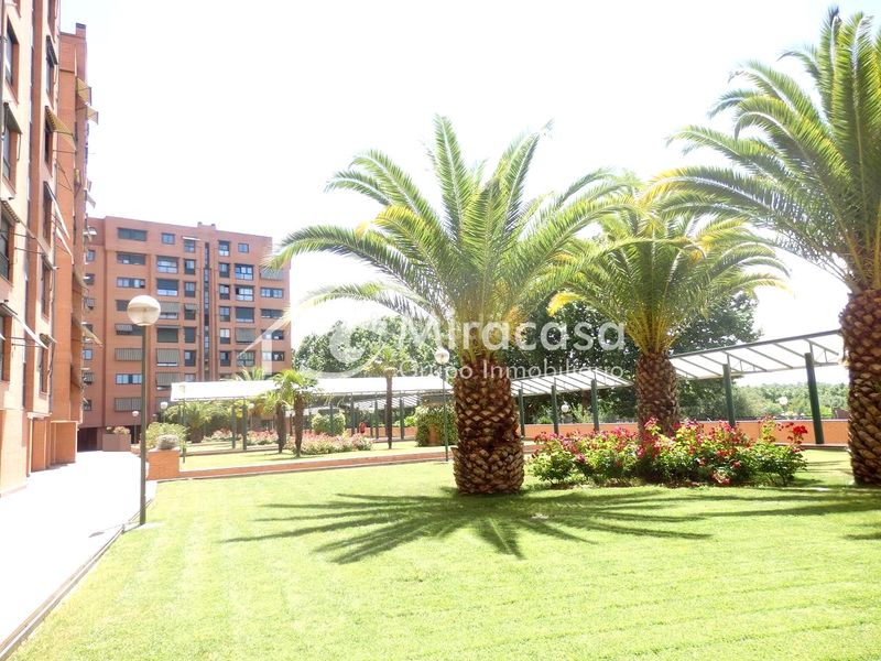 Foto c1872e2c-069b-40b2-8674-06580f74a9c3. Pis amb calefacció aparcament piscina a Pueblo Nuevo Madrid