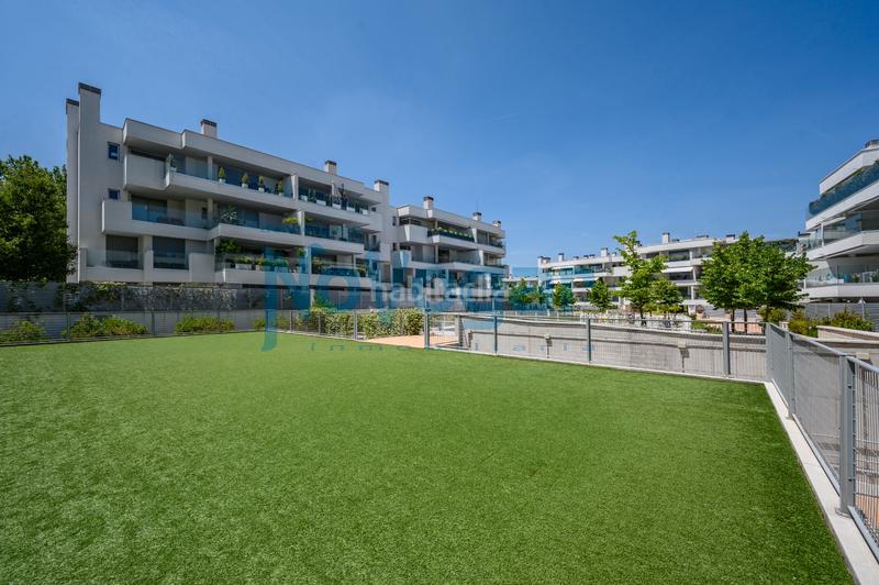 Foto 88d64bd5-3792-49c5-a118-dafbf1d4c652. Appartamento con riscaldamento parcheggio piscina in Boadilla del Monte