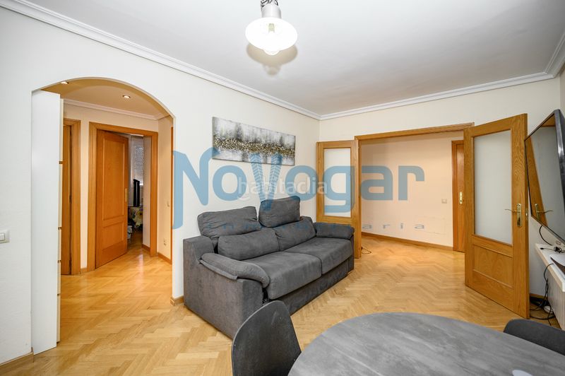 Foto 09cbaf46-28f6-4515-adb1-f433cbc9ddc0. Pis a calle de berrocal 3 a Butarque Madrid
