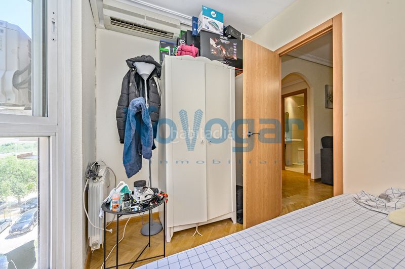 Foto 0d5c1ae7-96c5-47ce-8b50-0299911fdb3e. Pis a calle de berrocal 3 a Butarque Madrid