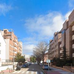 Pis a Fuentebella-San Fermín-El Leguario. Inmo 3 vende piso de 2 dormitorios en parla, zona leguario