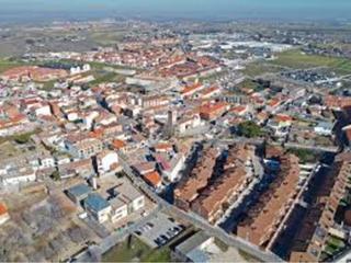 Pis a Viso de San Juan (El). Inmo 3 vende piso de planta baja con garaje y piscina en el viso