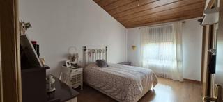 Maison jumelée à Viso de San Juan (El). Fantástico chalet de esquina