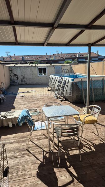 Foto 66798f50-b2dd-47fc-b896-13eb6ca8725f. Casa adosada inmo 3 vende chalet adosado en Viso de San Juan (El)