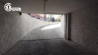 Aparcament cotxe  Calle yebenes. Plaza de garaje a la venta en la calle los yébenes