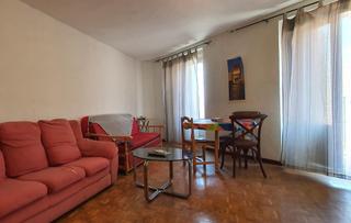 Appartement à Palacio. Gespain actividades inmobiliarias ofrece piso en casco histórico
