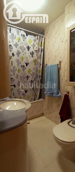 Foto 7b33bc52-661f-4467-b54e-4c071e4a06ff. Piso  amplio, reformado con 3 dormitorios, dos baños y trastero en Madrid