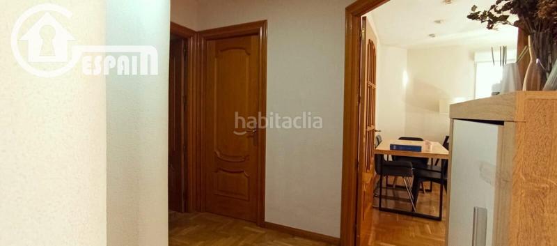 Foto 7bee5886-0489-4572-b1a2-00828c8096ab. Piso  amplio, reformado con 3 dormitorios, dos baños y trastero en Madrid
