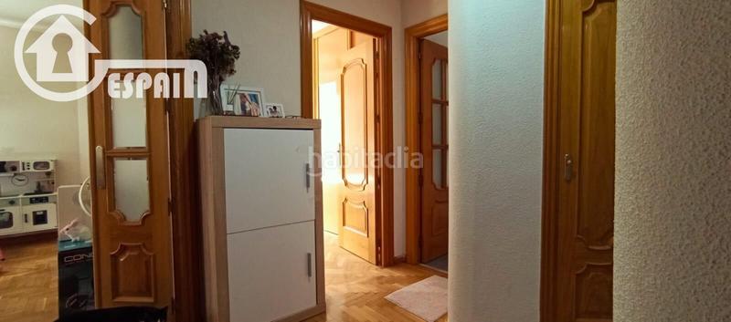 Foto e06893a0-1e10-47c7-9683-96a698de64b5. Piso  amplio, reformado con 3 dormitorios, dos baños y trastero en Madrid