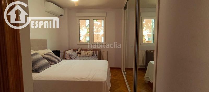 Foto fdf79e49-fe3f-4b4c-a85c-81832c2598ff. Piso  amplio, reformado con 3 dormitorios, dos baños y trastero en Madrid